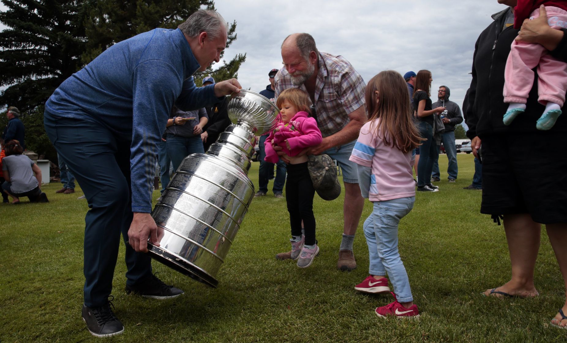 The road to Calahoo welcomes the Stanley Cup